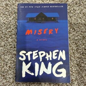 Stephen King 'Misery' Paperback Book